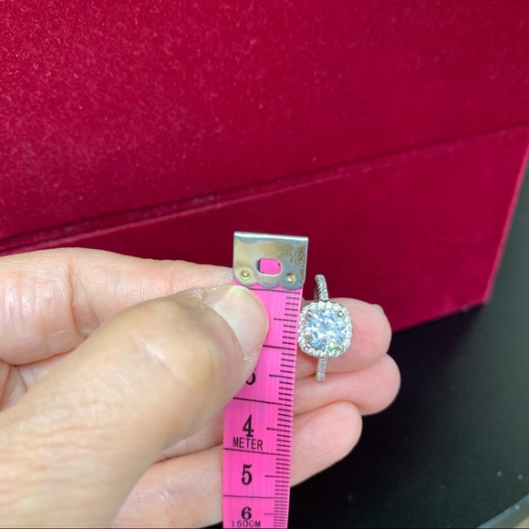 1 Carat Solitaire CZ Ring Size 7 - Picture 15 of 17